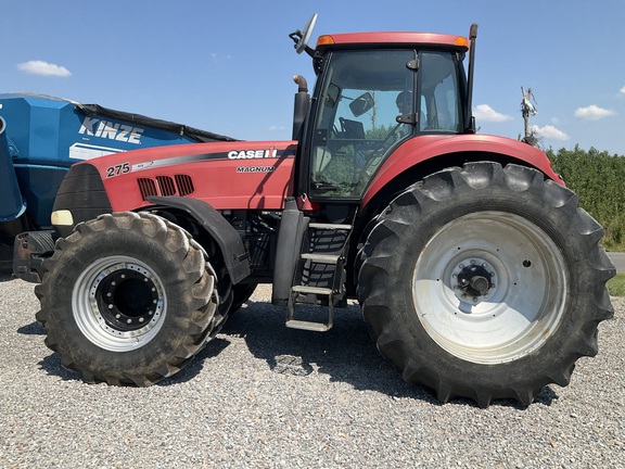Photo of 2011 Case IH Magnum 275