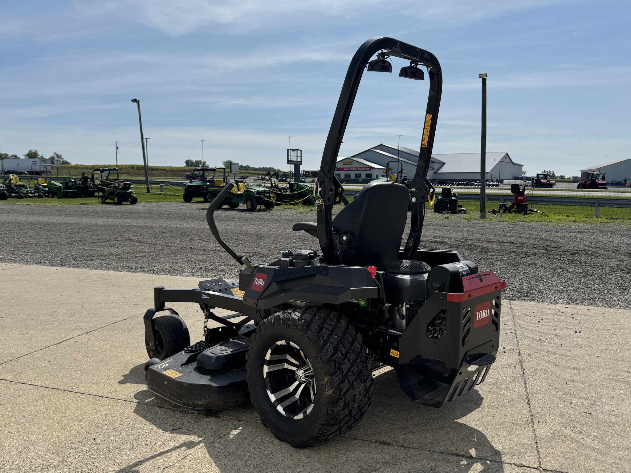 2022 Toro - Wheel Horse TITAN MAX Image 5