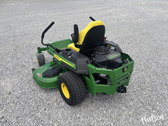 Photo of 2025 John Deere Z330R