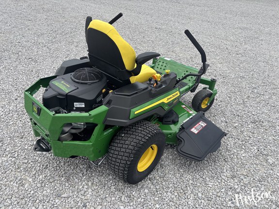 Photo of 2025 John Deere Z330R