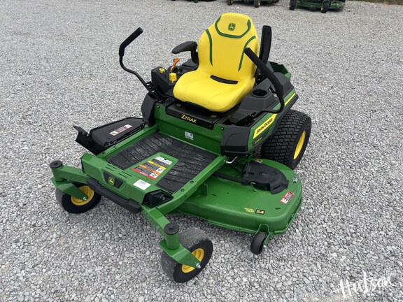 Photo of 2025 John Deere Z330R