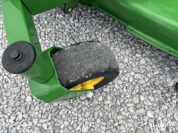 Photo of 2025 John Deere Z330R
