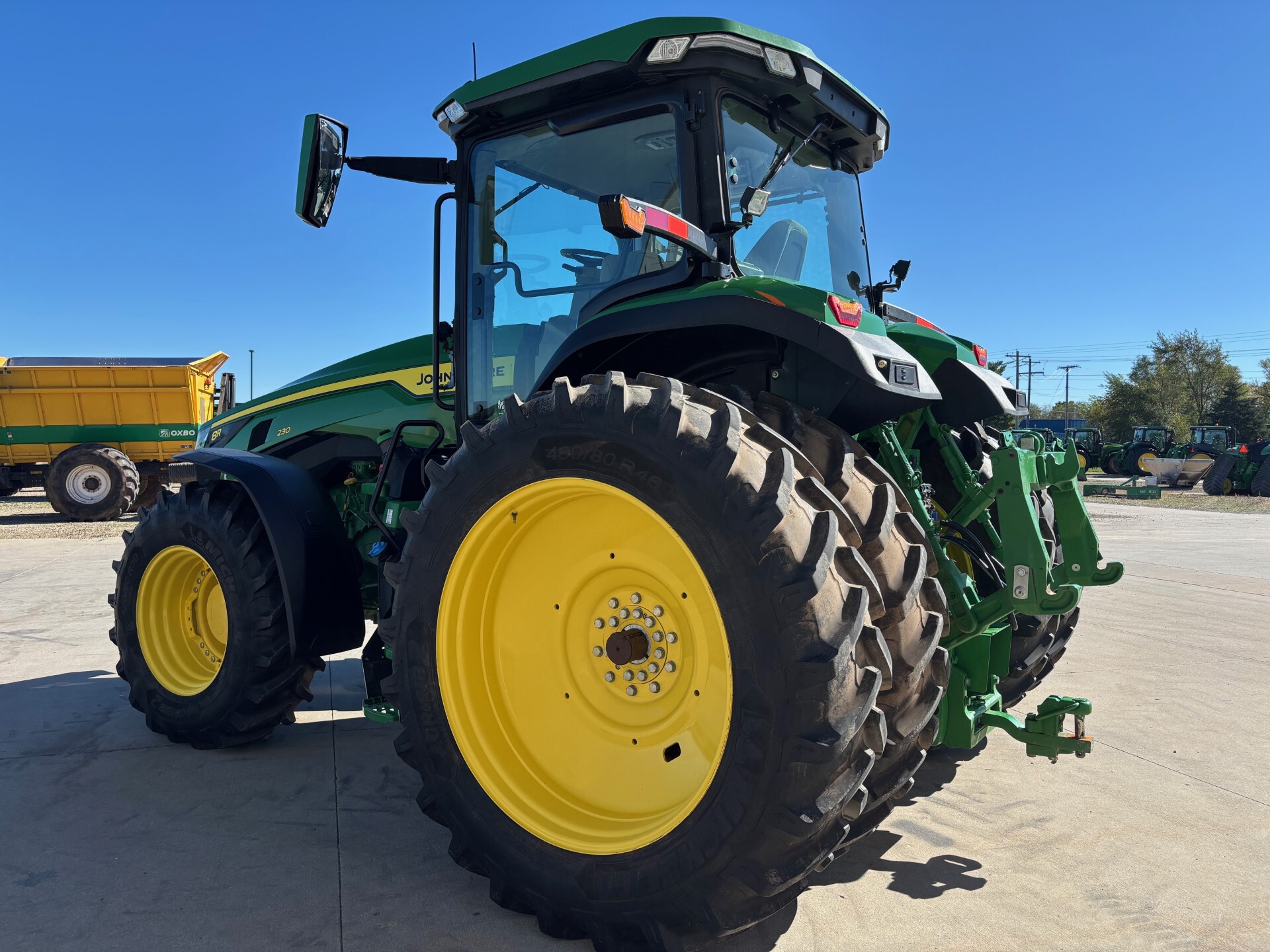 2023 John Deere 8R 230 Image 5