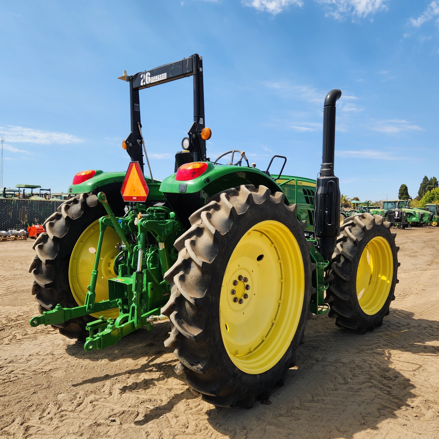 2021 John Deere 6120M Image 5