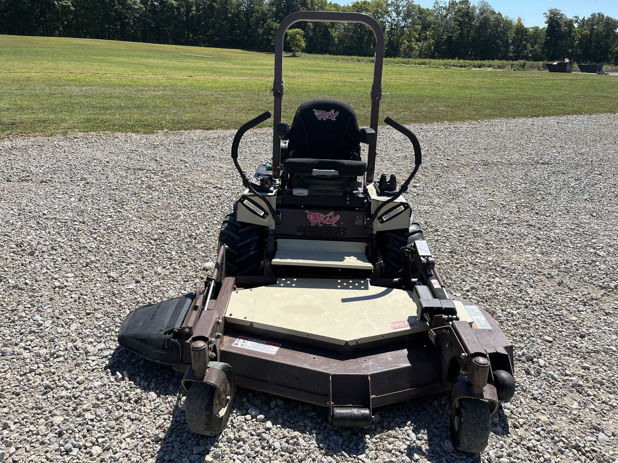 2023 Grasshopper 725DT Image 6