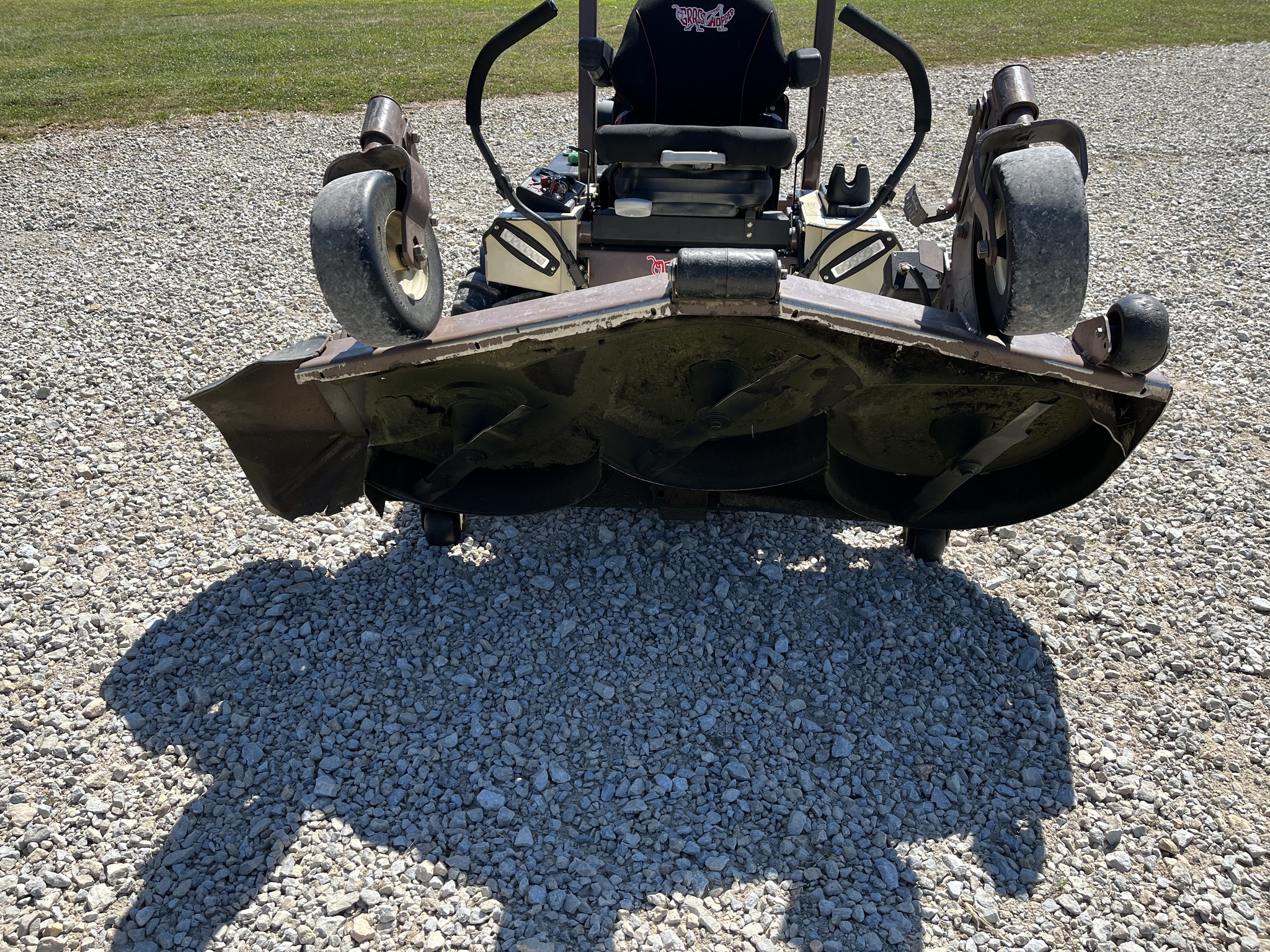 2023 Grasshopper 725DT Image 7