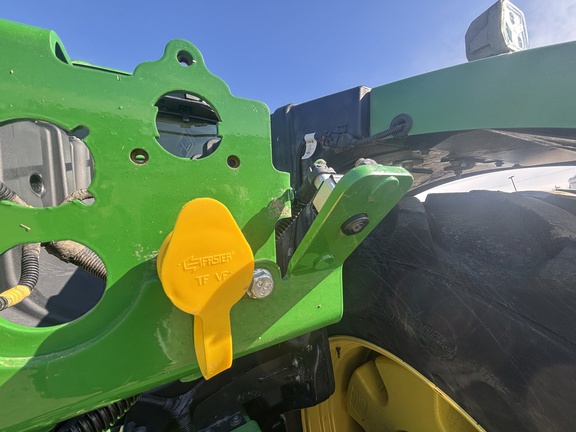 Used 2024 John Deere 9R 440 Articulated 4WD Tractors at Horizon Ag & Turf in Wetaskiwin, AB - Photo24