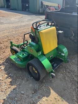 2023 John Deere 652R