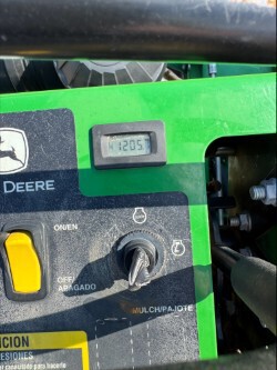 2023 John Deere 652R