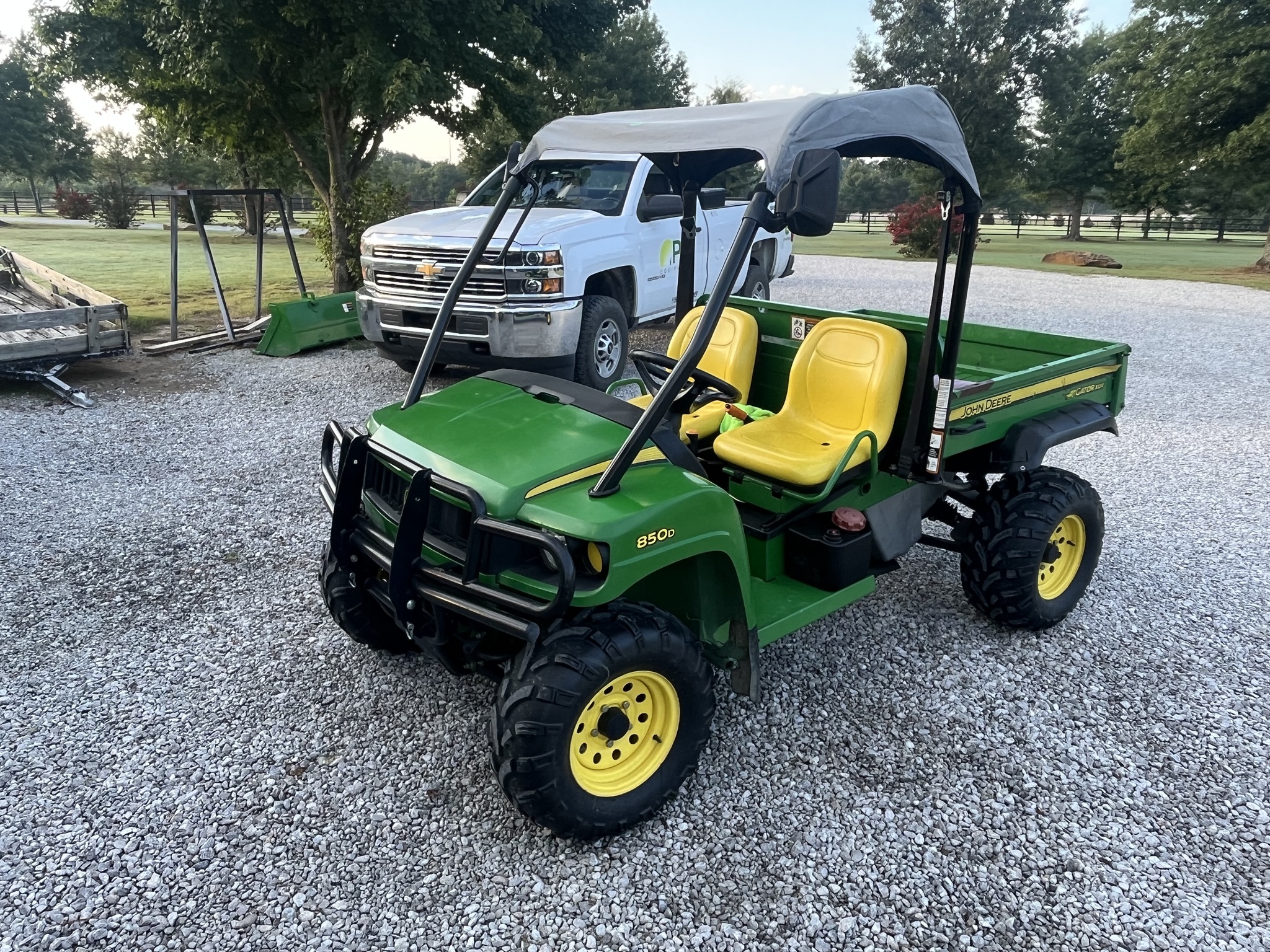 2008 John Deere XUV 850D GREEN Image 1