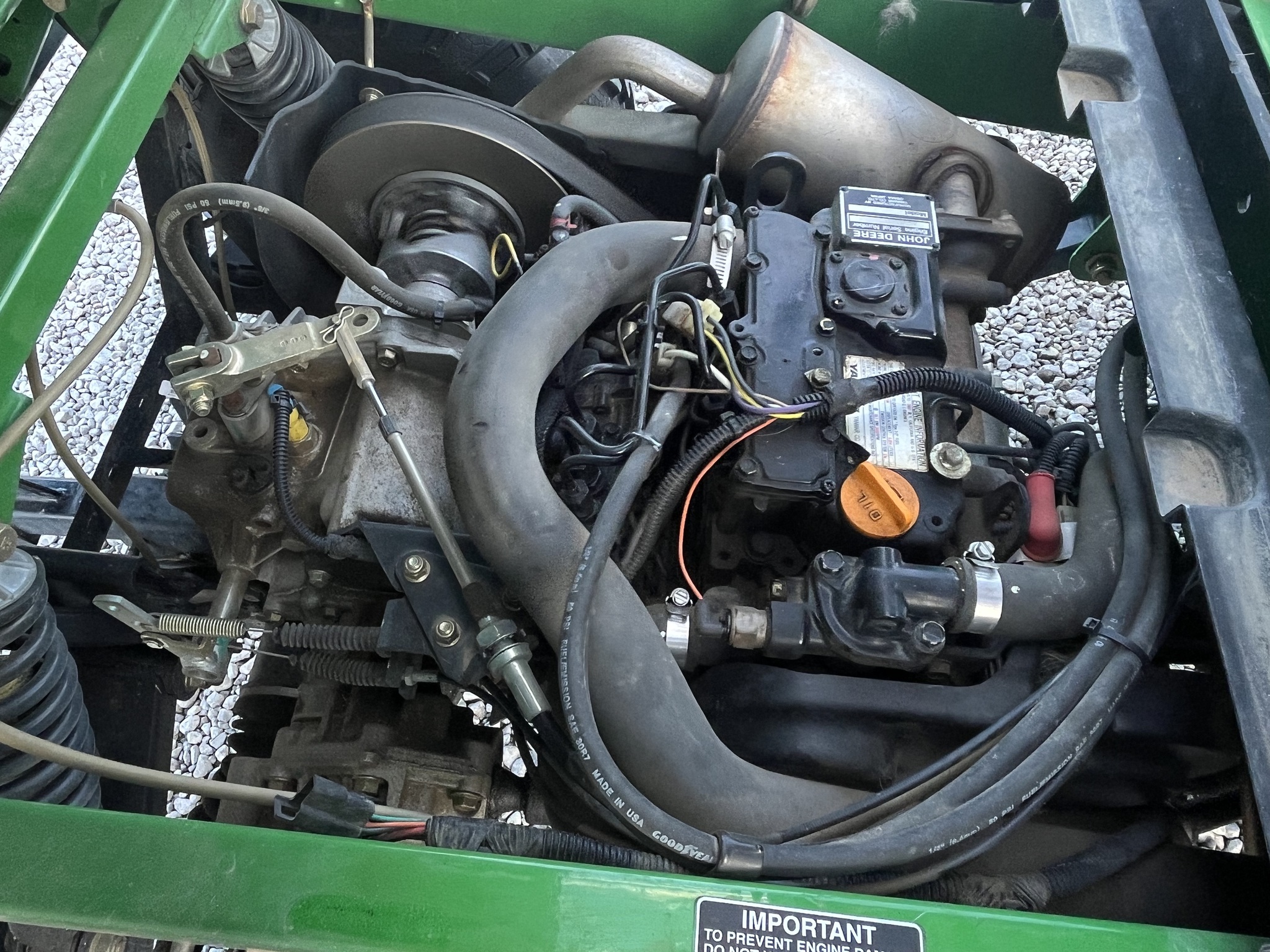 2008 John Deere XUV 850D GREEN Image 13