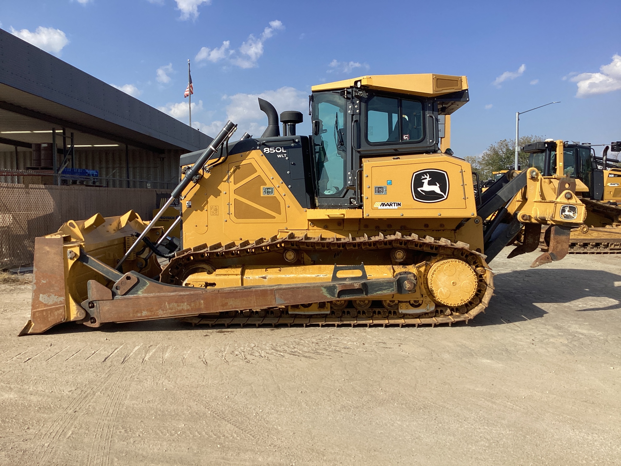 2020 John Deere 850L Image 2
