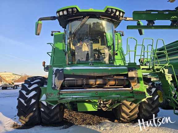 Photo of 2023 John Deere X9 1100