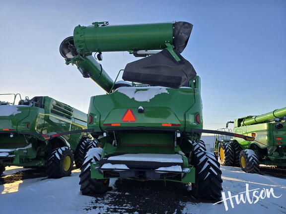 Photo of 2023 John Deere X9 1100