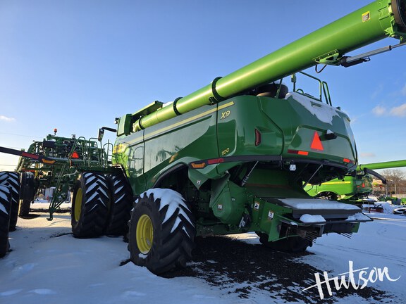 Photo of 2023 John Deere X9 1100