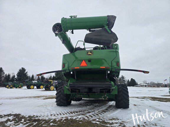 Photo of 2023 John Deere X9 1100