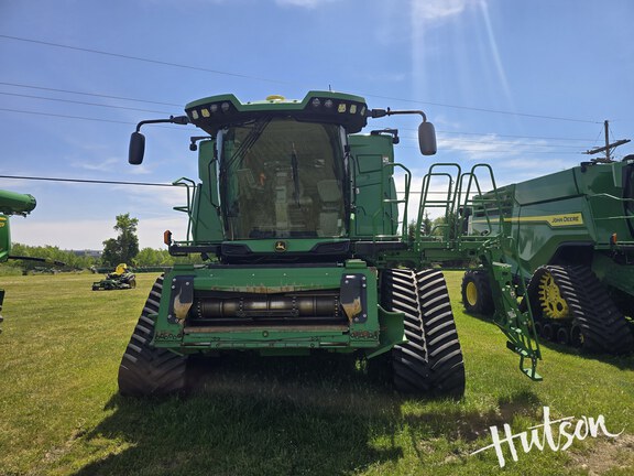 Photo of 2023 John Deere X9 1100