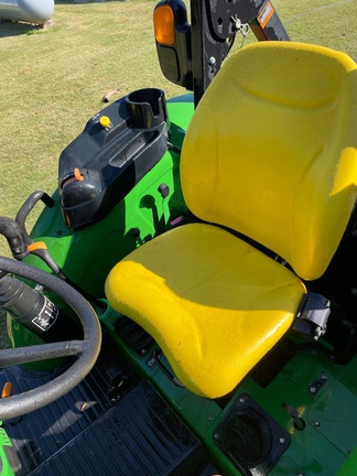 Photo of 2018 John Deere 5065E