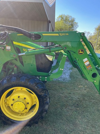 Photo of 2018 John Deere 5065E