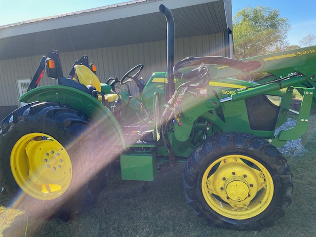 2018 John Deere 5065E