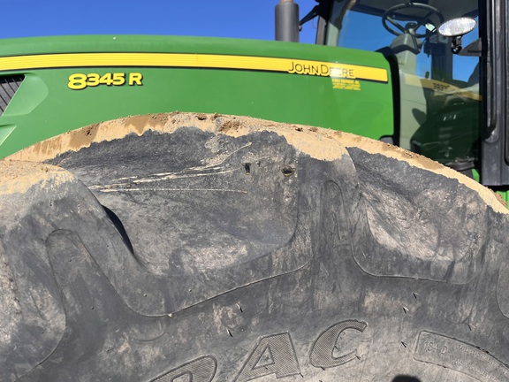 2010 John Deere 8345R - Photo11