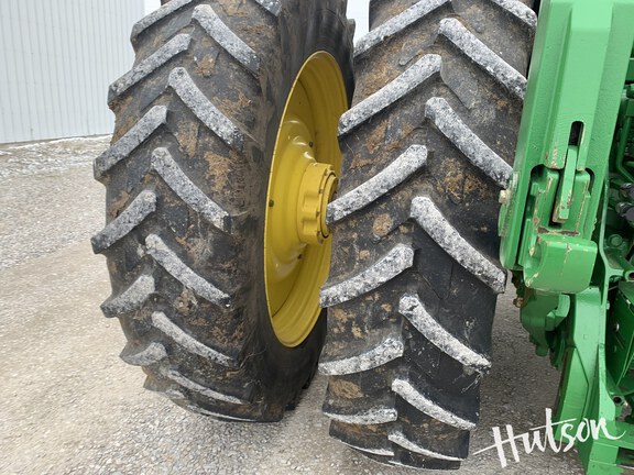 Photo of 2014 John Deere 8310R