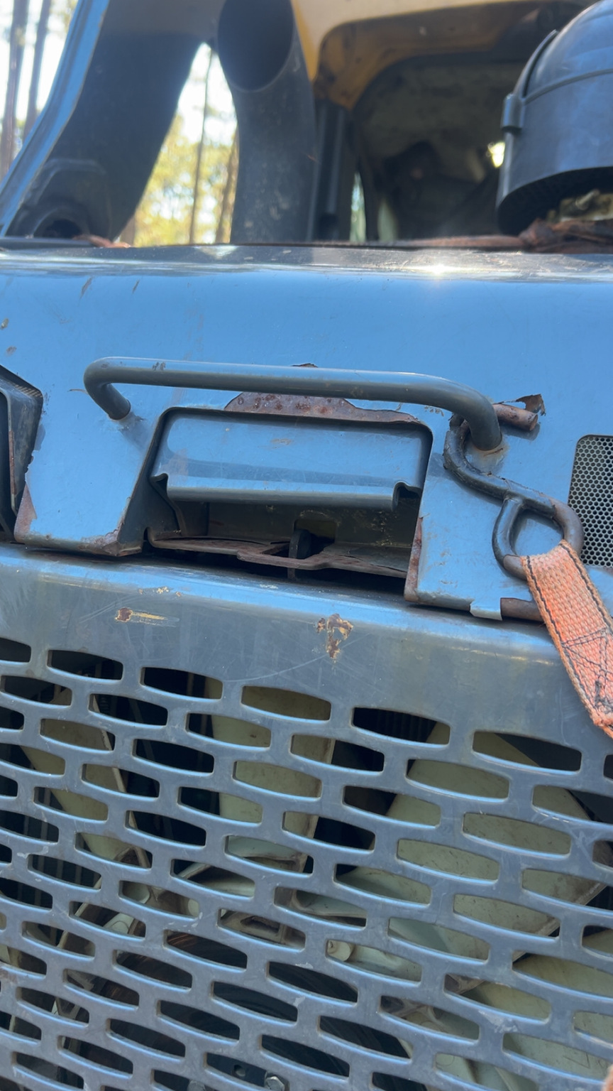 2021 John Deere 325G Image 8