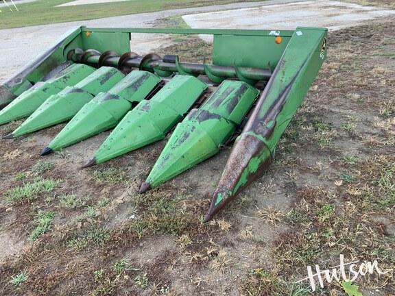 Photo of 1981 John Deere 643