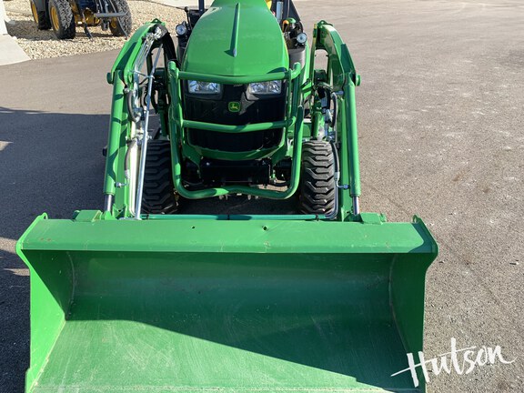 Photo of 2022 John Deere 1025R
