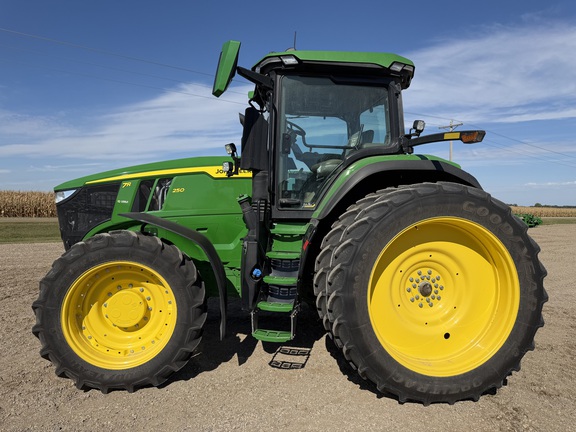 2024 John Deere 7R 250 - Photo6