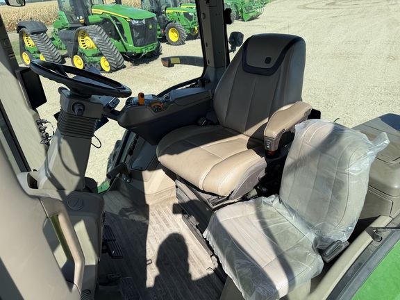 2024 John Deere 7R 250 - Photo25