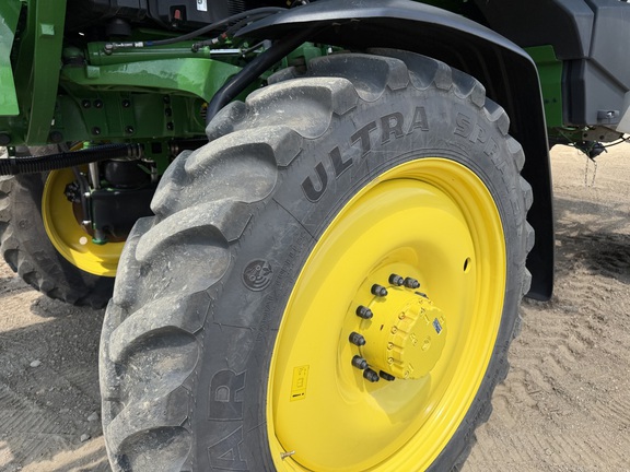 2025 John Deere 412R - Photo10