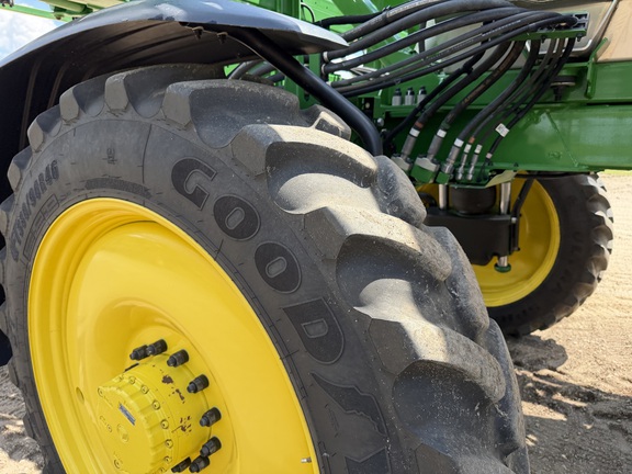 2025 John Deere 412R - Photo19