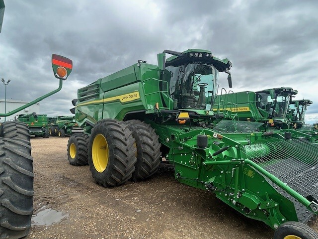 2025 John Deere X9 1100 Image 3