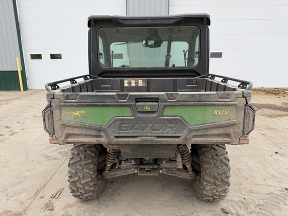 2025 John Deere XUV 845M - Photo4