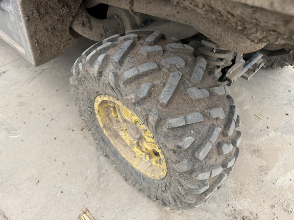 2025 John Deere XUV 845M - Photo12