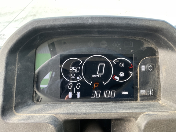 2025 John Deere XUV 845M - Photo19