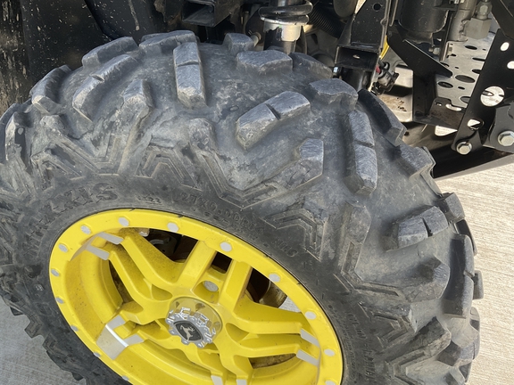2025 John Deere XUV 845M - Photo13