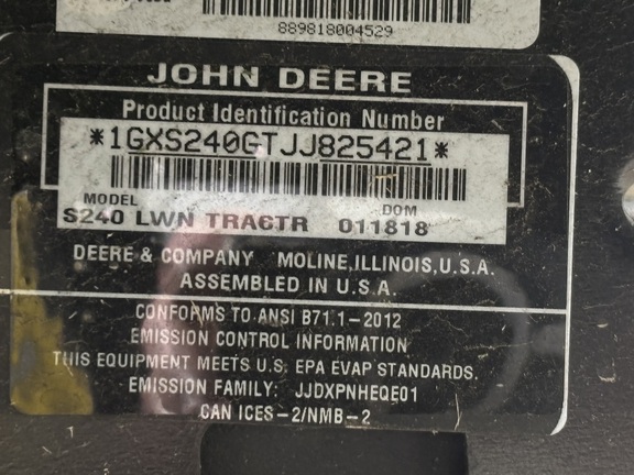 Used 2018 John Deere S240 Lawn & Garden Tractors at Koenig Equipment in Botkins, OH - Photo17