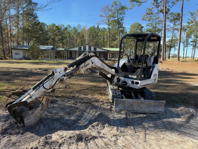 2007 Bobcat 325 Image 1