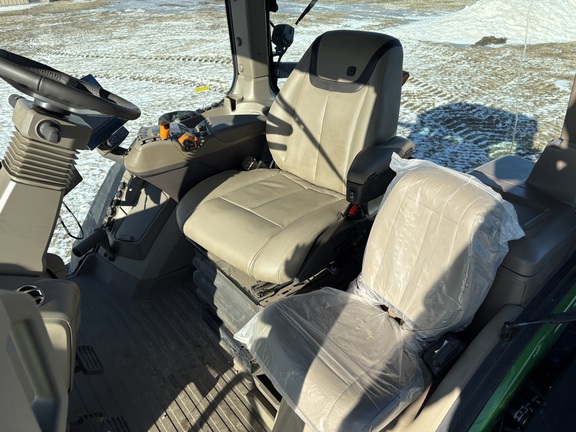 2025 John Deere 9RT 590 - Photo9