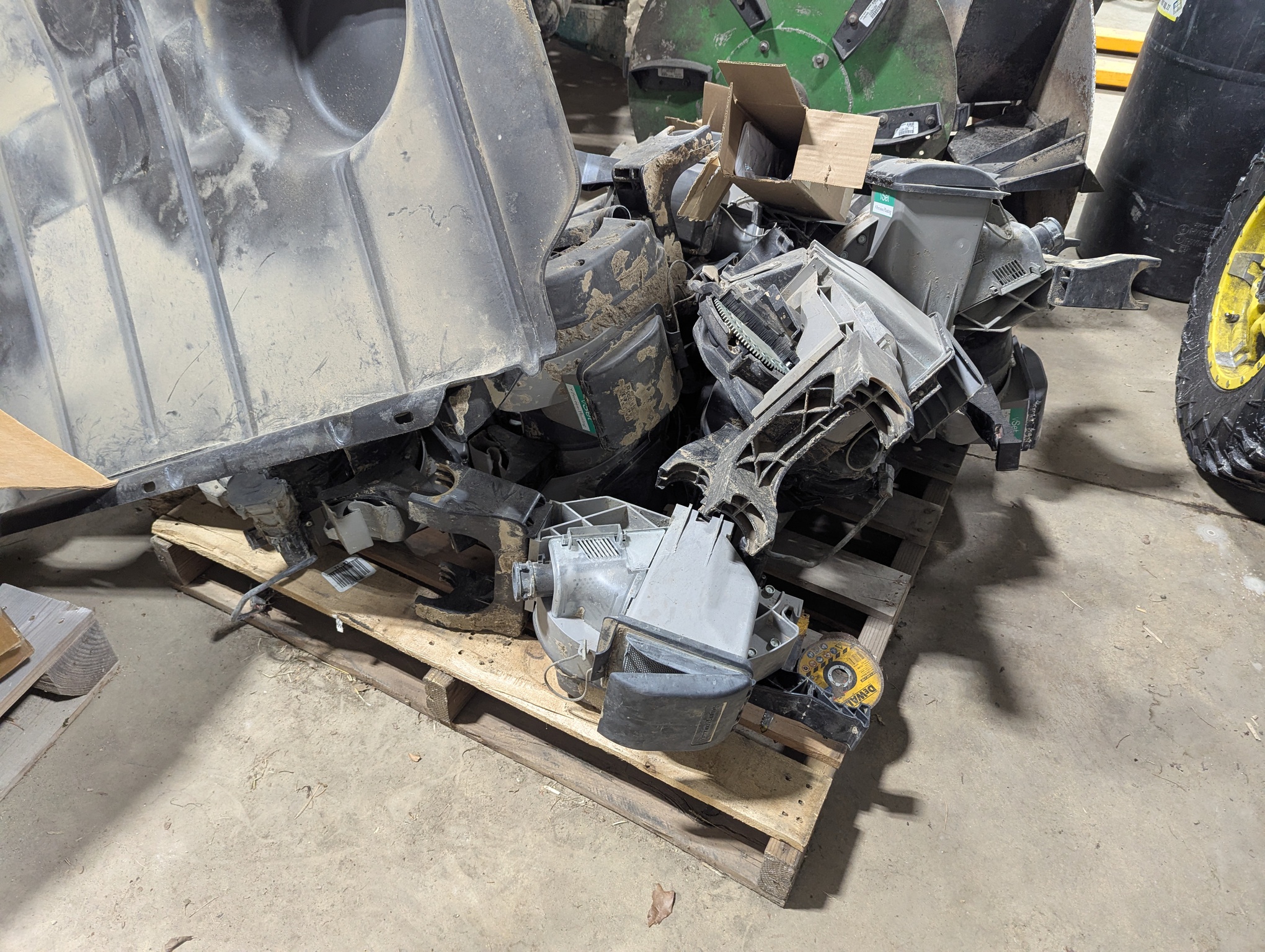 2015 Case IH 1255 Image 7