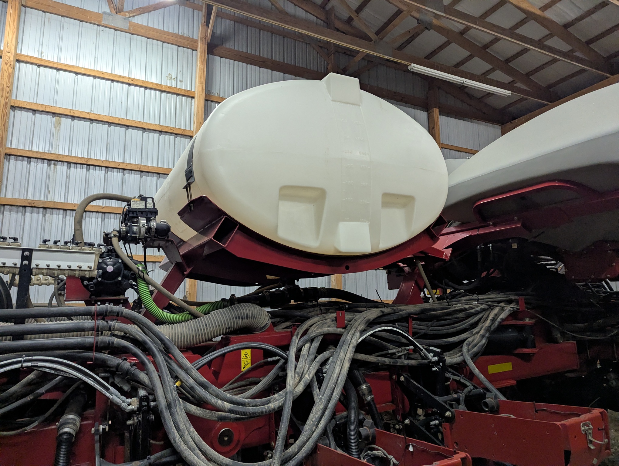 2015 Case IH 1255 Image 17