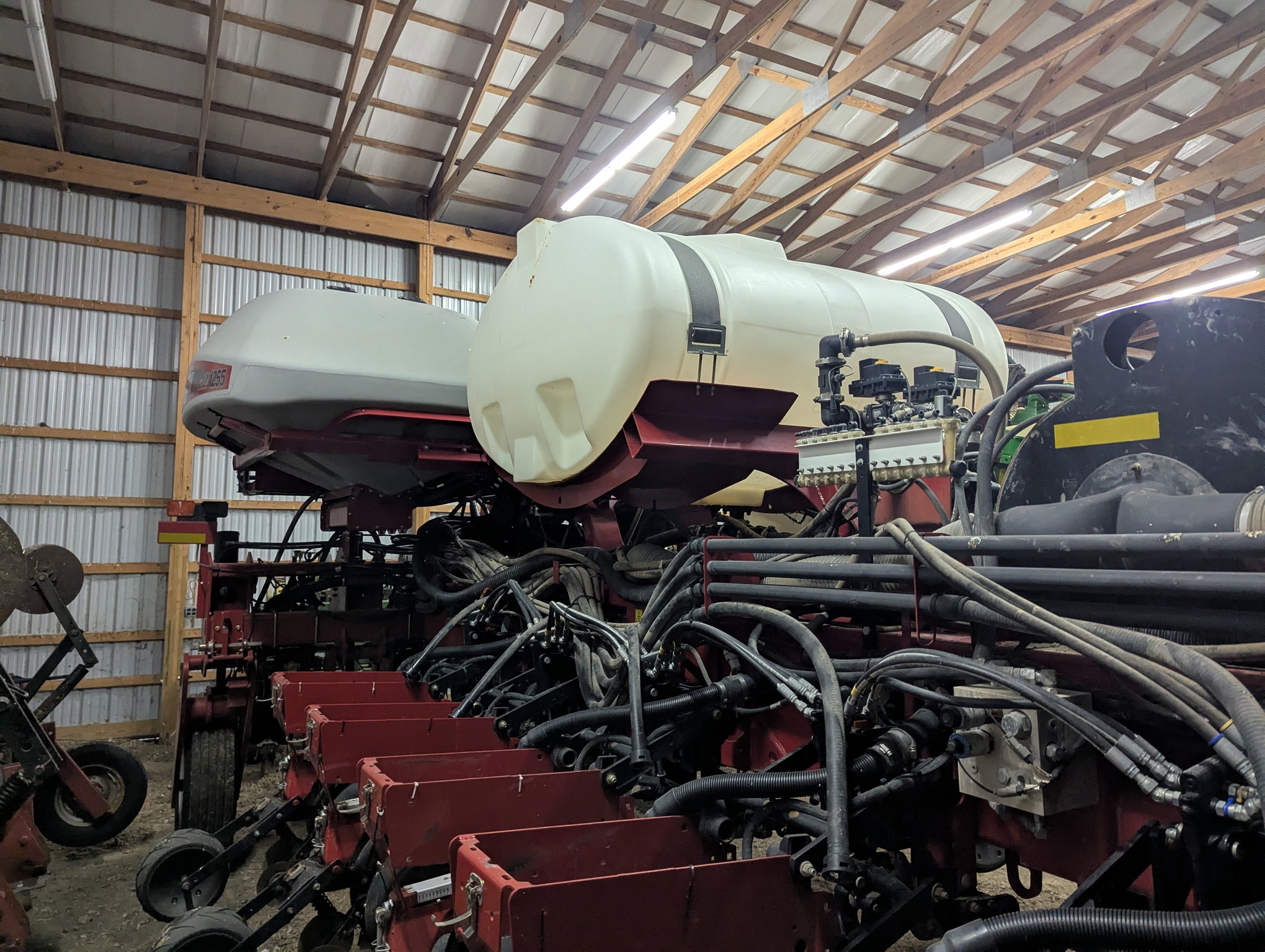 2015 Case IH 1255 Image 13