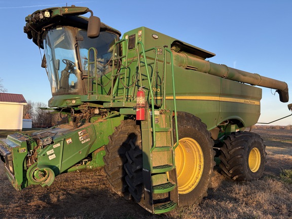 Photo of 2022 John Deere S780