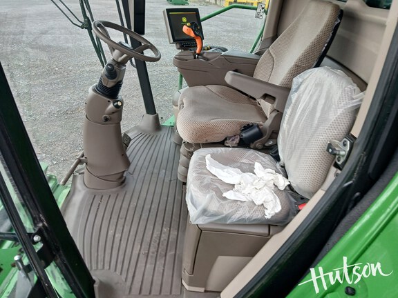 Photo of 2022 John Deere S780