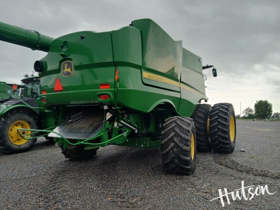 Photo of 2022 John Deere S780