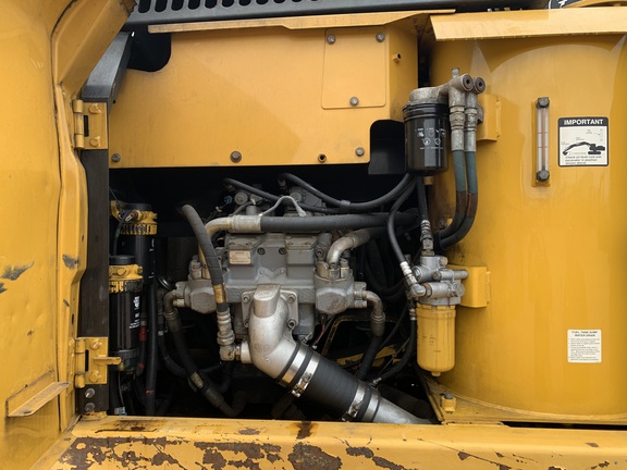 2013 John Deere 160G LC