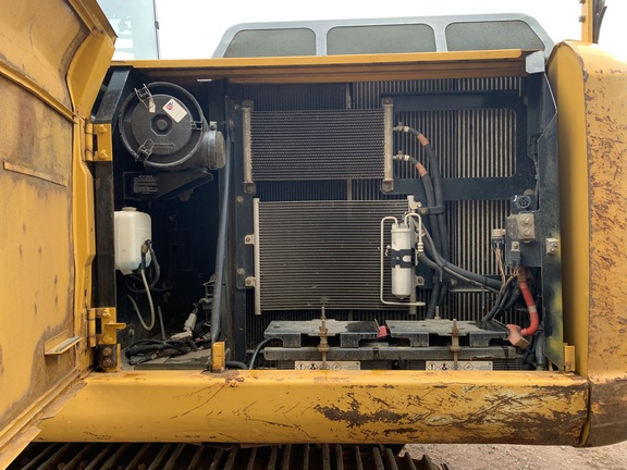 2013 John Deere 160G LC