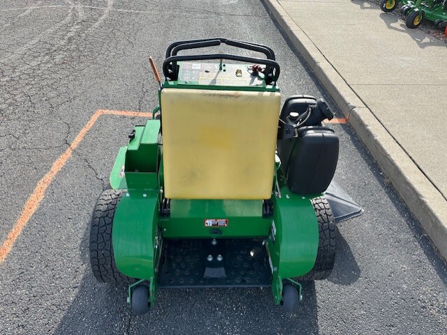 2022 John Deere 652R Quik Trak Image 4